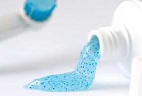 Вред зубных паст! Подробный разбор состава. Чем чистить зубы?